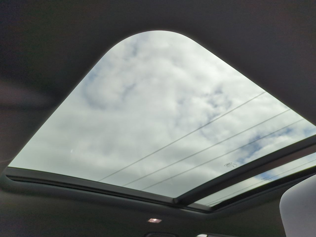 Thumbnail: 2025 Land Rover Defender - 27