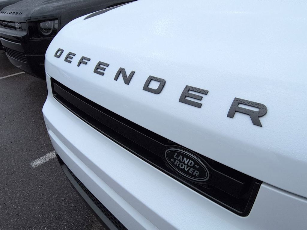 Thumbnail: 2026 Land Rover Defender - 26