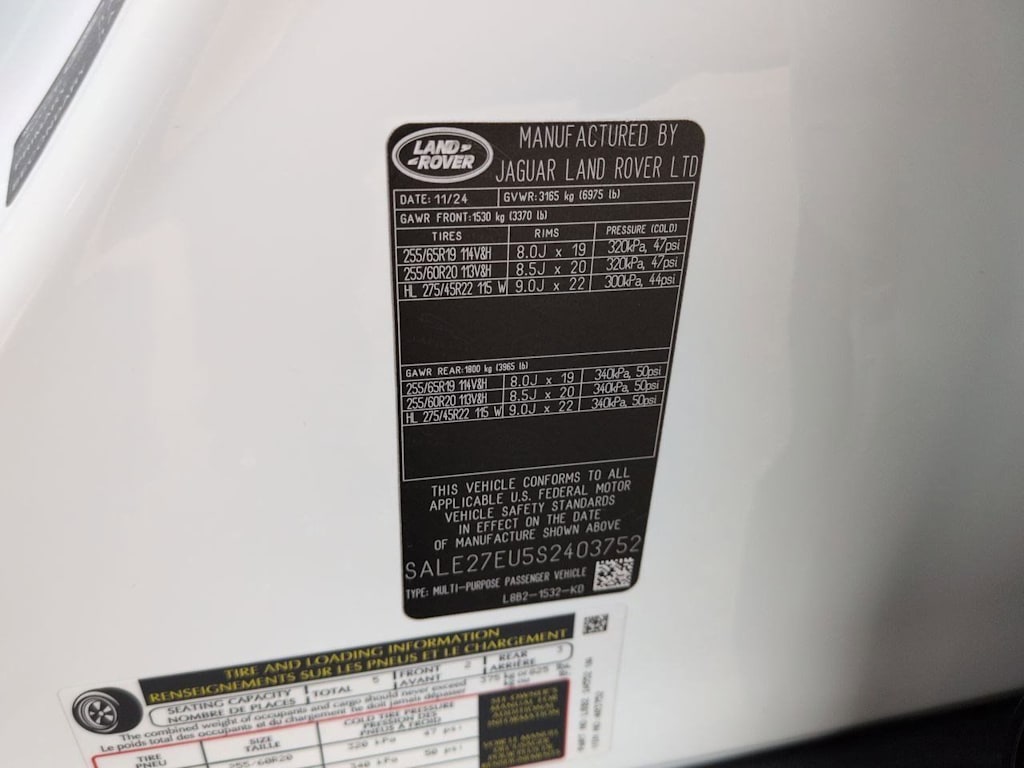 Thumbnail: 2025 Land Rover Defender - 19