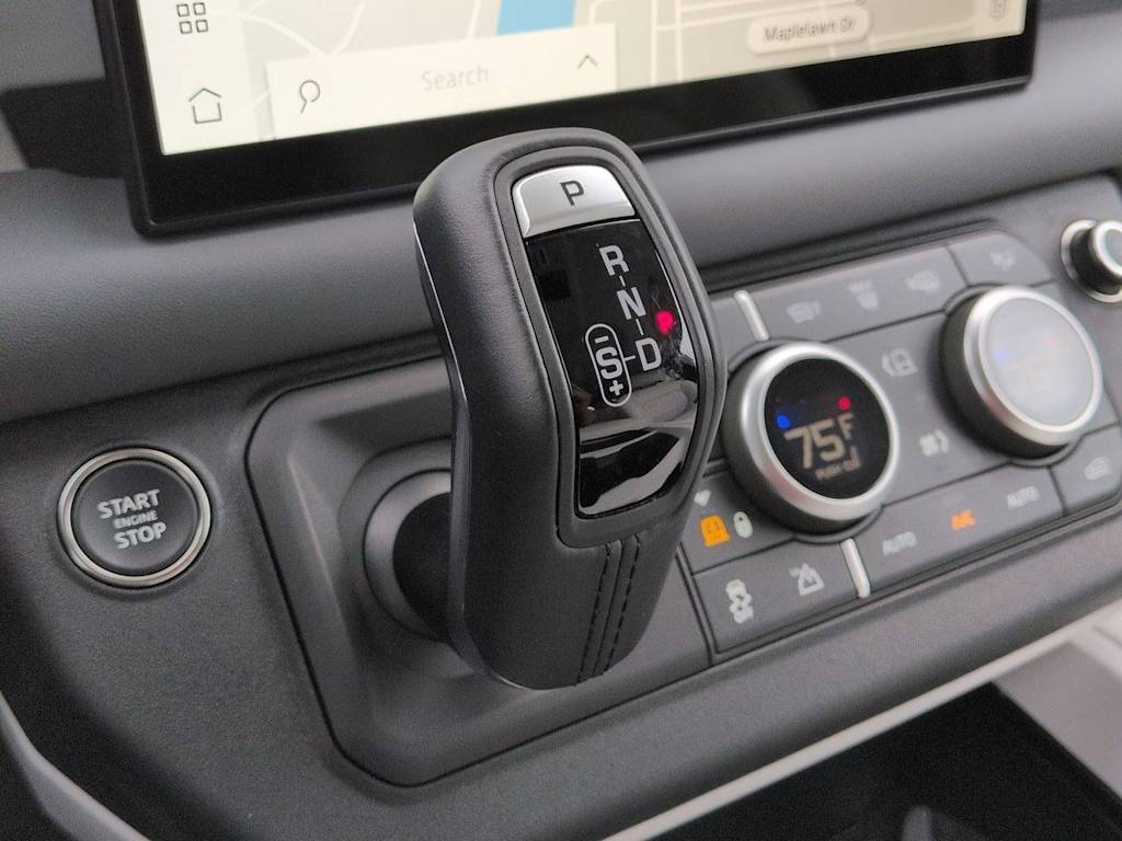 Thumbnail: 2025 Land Rover Defender - 38