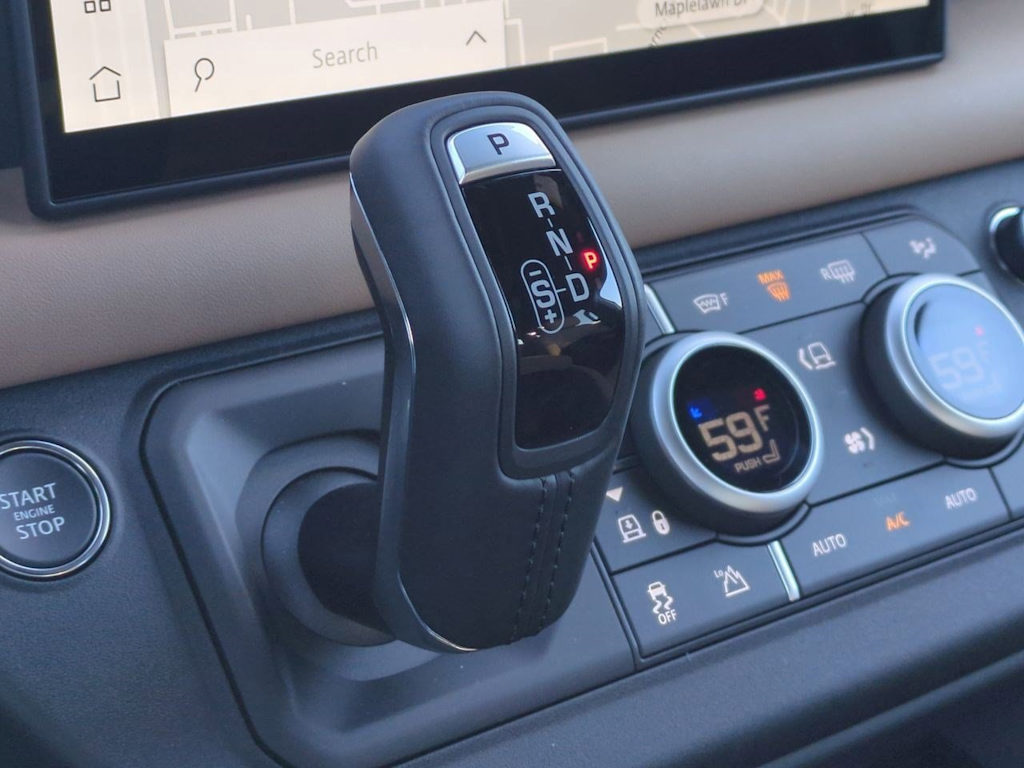 Thumbnail: 2025 Land Rover Defender - 13