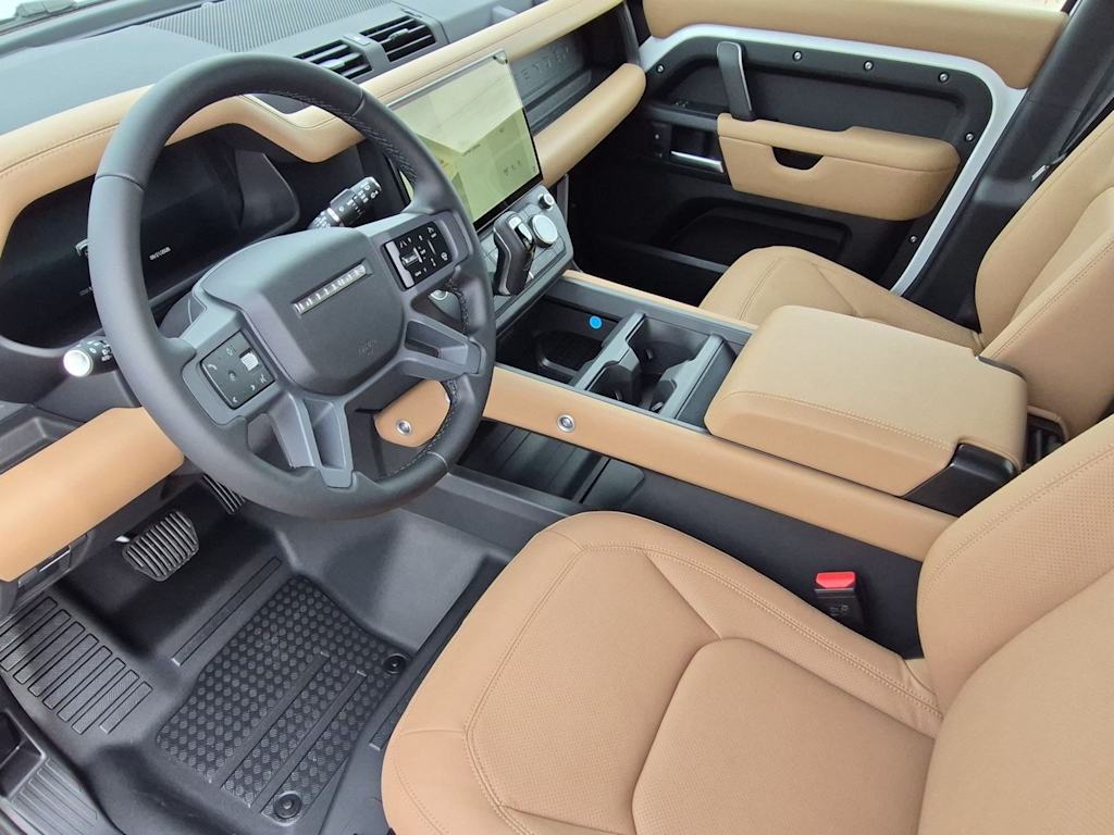 Thumbnail: 2026 Land Rover Defender - 10