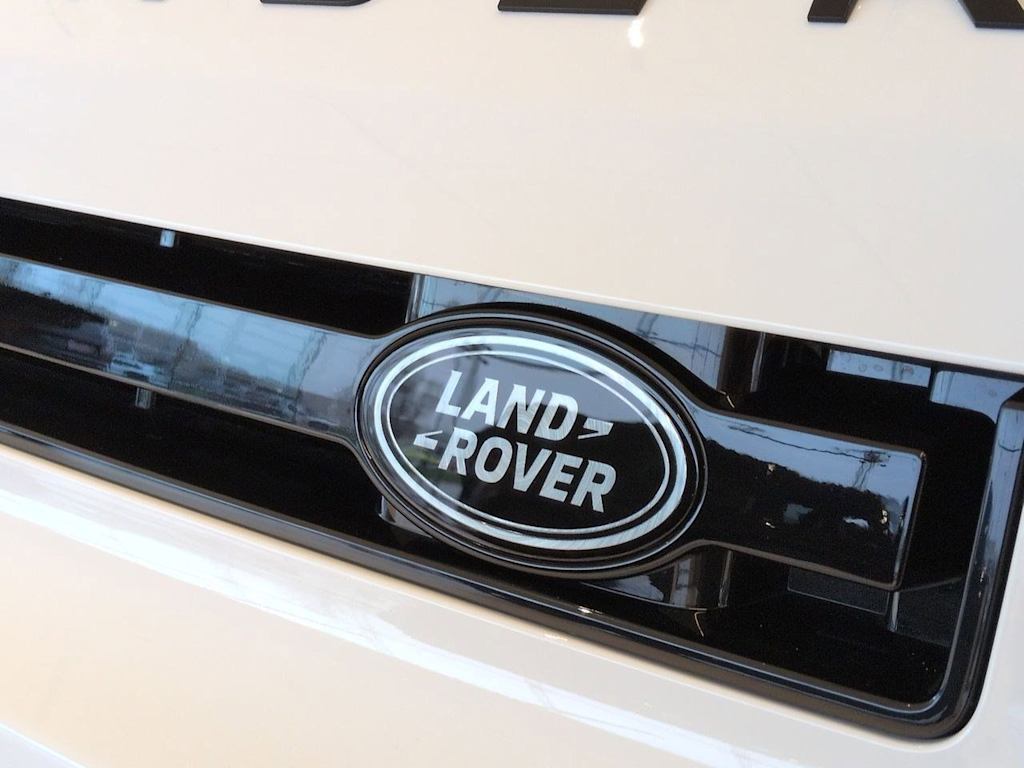 Thumbnail: 2026 Land Rover Defender - 6
