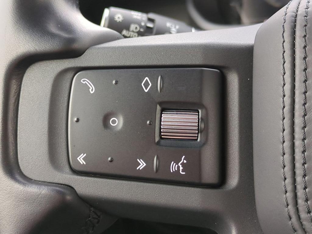 Thumbnail: 2023 Land Rover Defender - 30