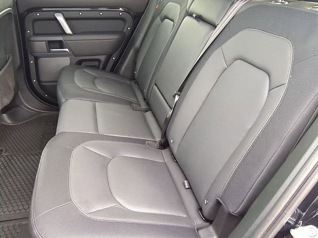 Thumbnail: 2023 Land Rover Defender - 27