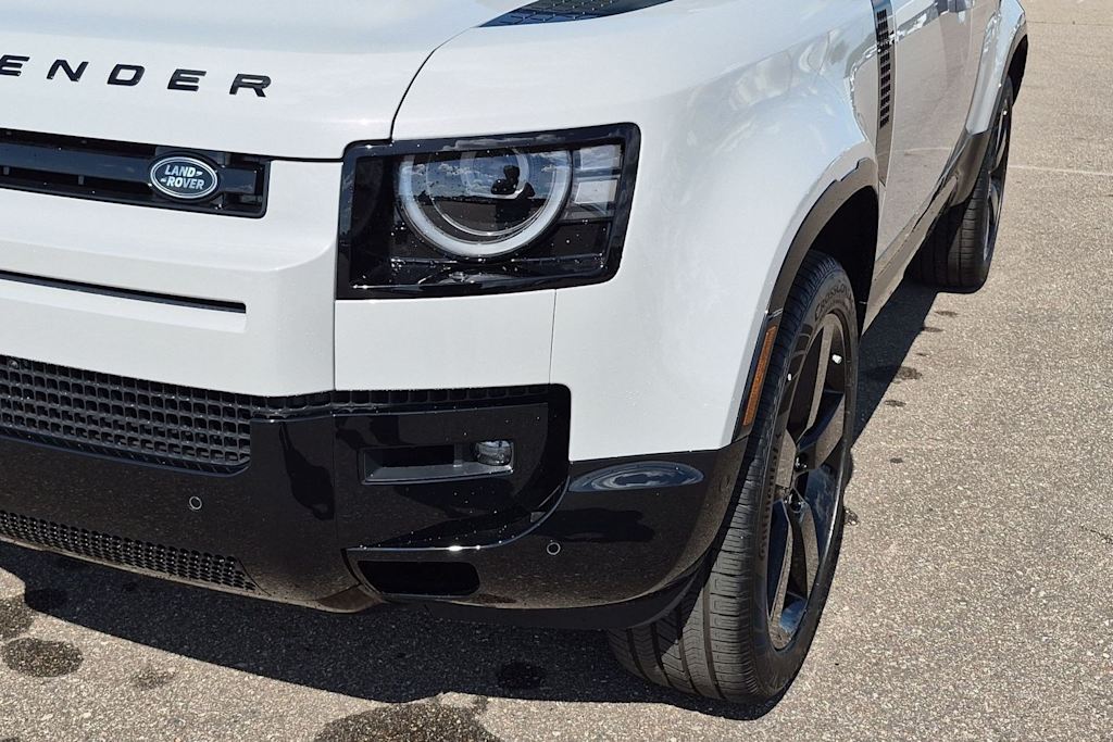 Thumbnail: 2026 Land Rover Defender - 22