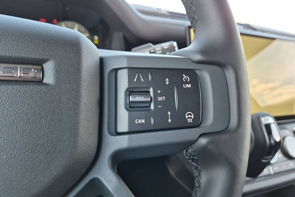 Thumbnail: 2026 Land Rover Defender - 29