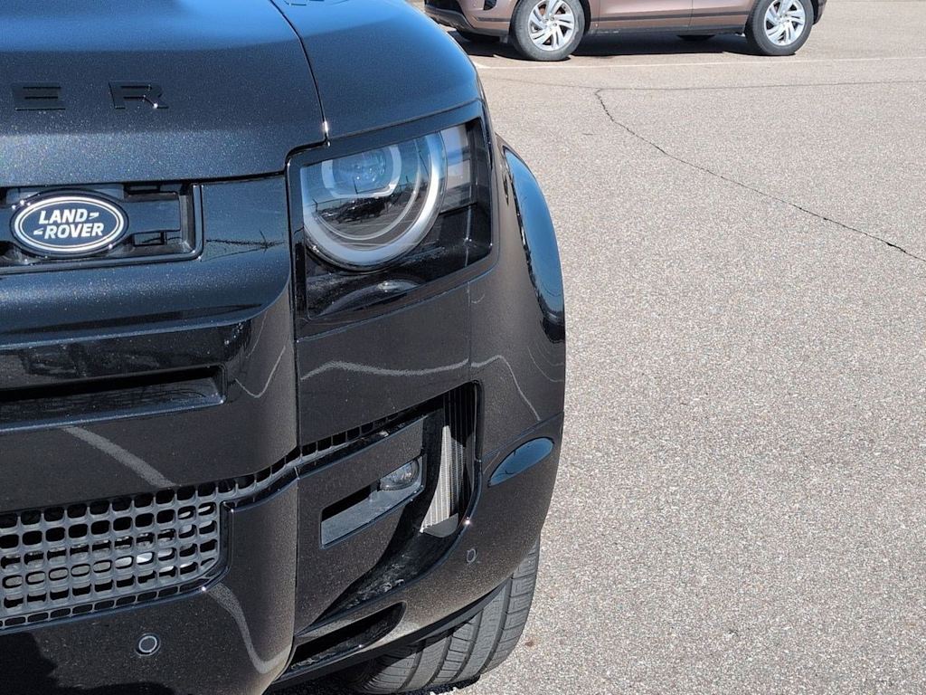 Thumbnail: 2026 Land Rover Defender - 6