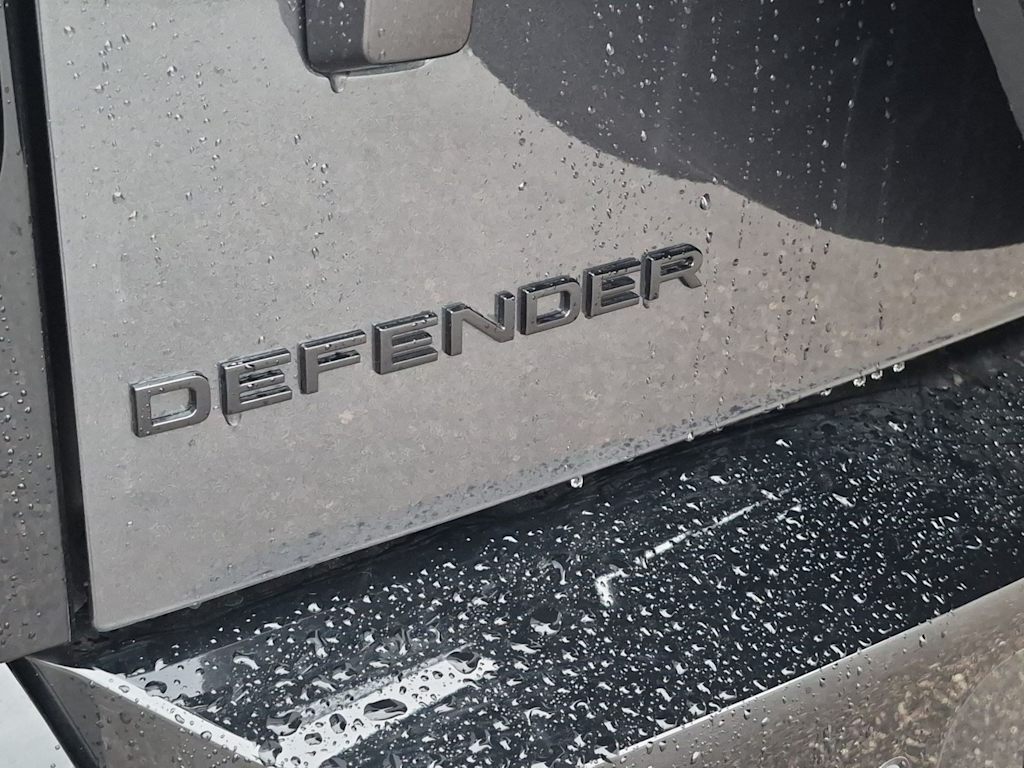 Thumbnail: 2026 Land Rover Defender - 26
