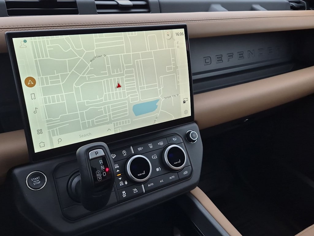 Thumbnail: 2026 Land Rover Defender - 15