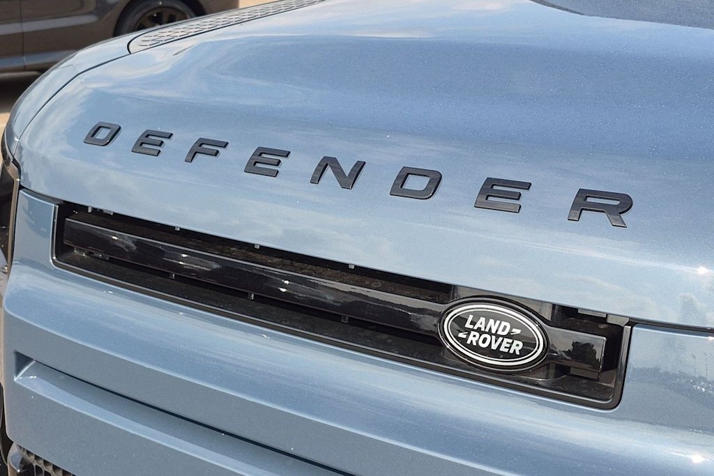 Thumbnail: 2026 Land Rover Defender - 25