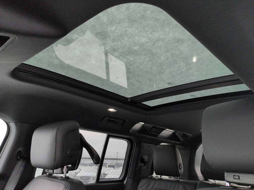 Thumbnail: 2026 Land Rover Defender - 25