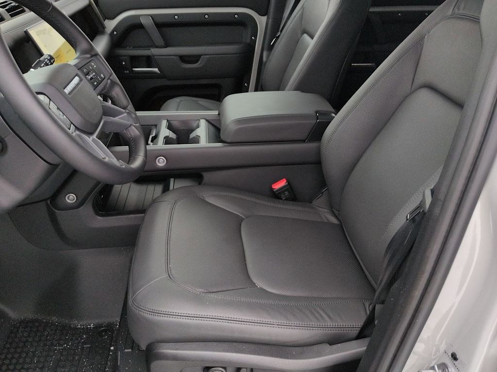 Thumbnail: 2026 Land Rover Defender - 9