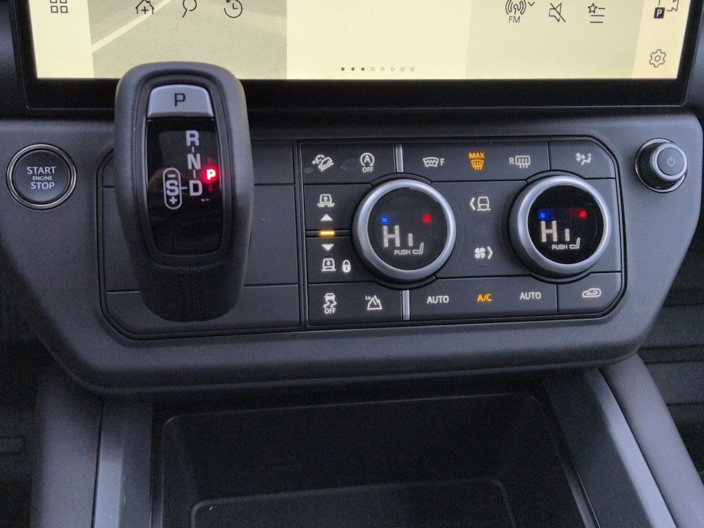 Thumbnail: 2026 Land Rover Defender - 32