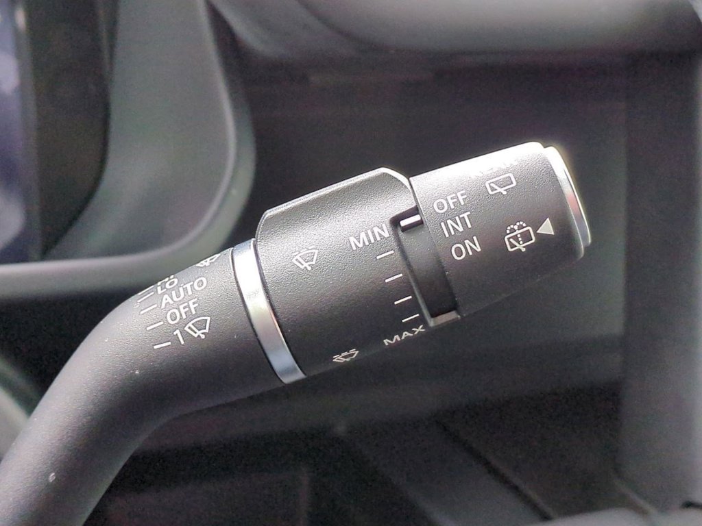 Thumbnail: 2024 Land Rover Defender - 34