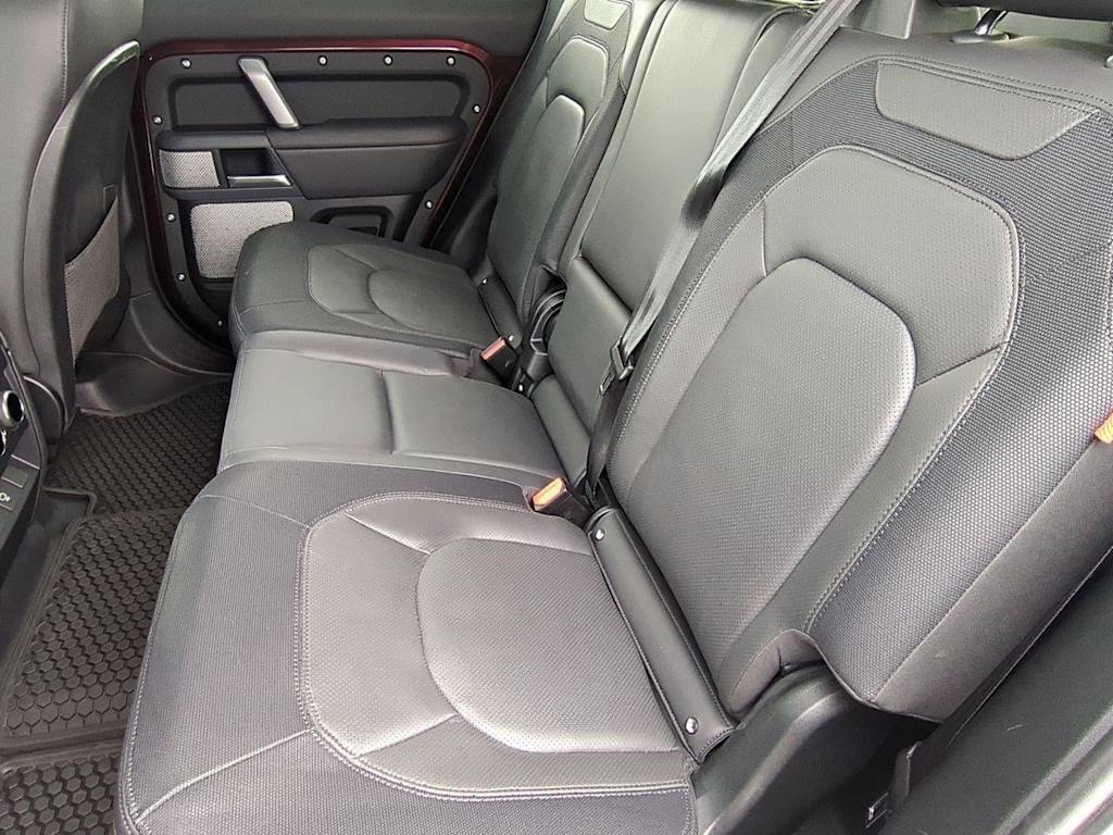 Thumbnail: 2024 Land Rover Defender - 28