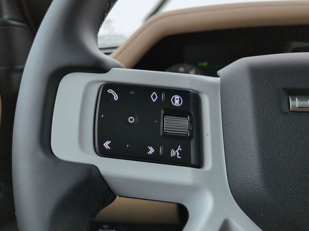 Thumbnail: 2026 Land Rover Defender - 31