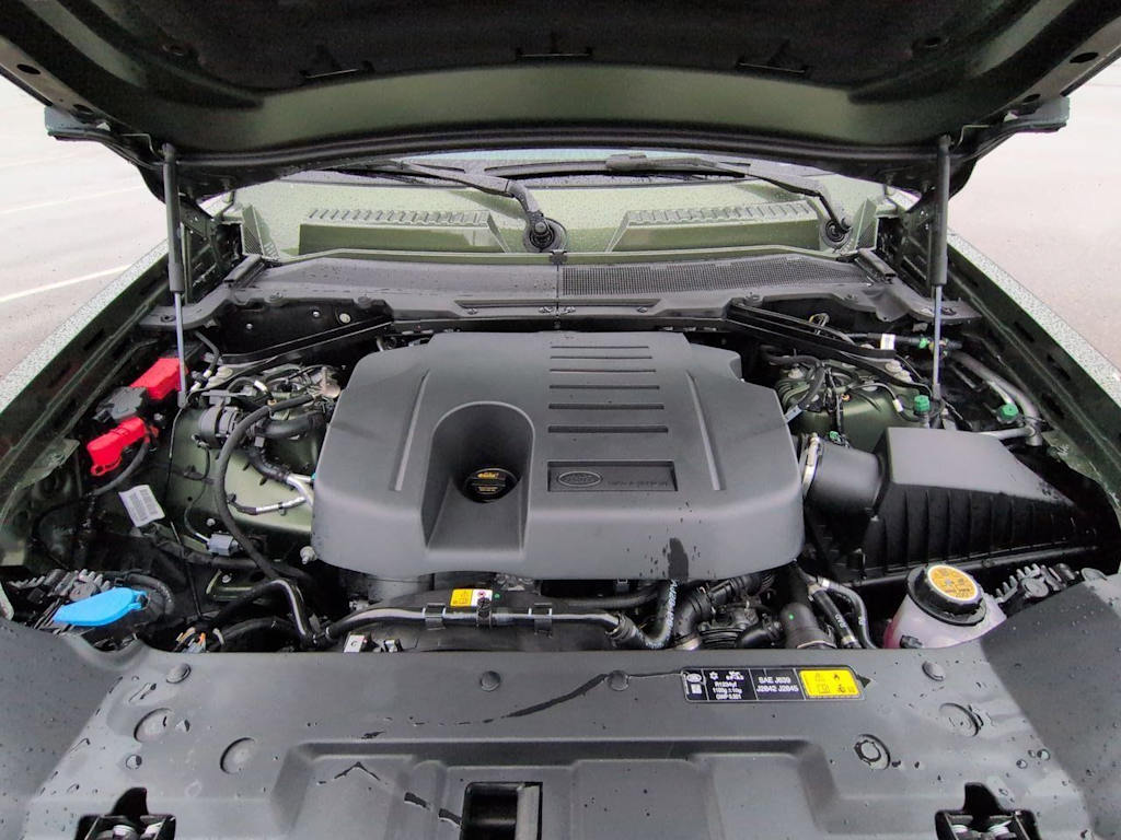 Thumbnail: 2026 Land Rover Defender - 9