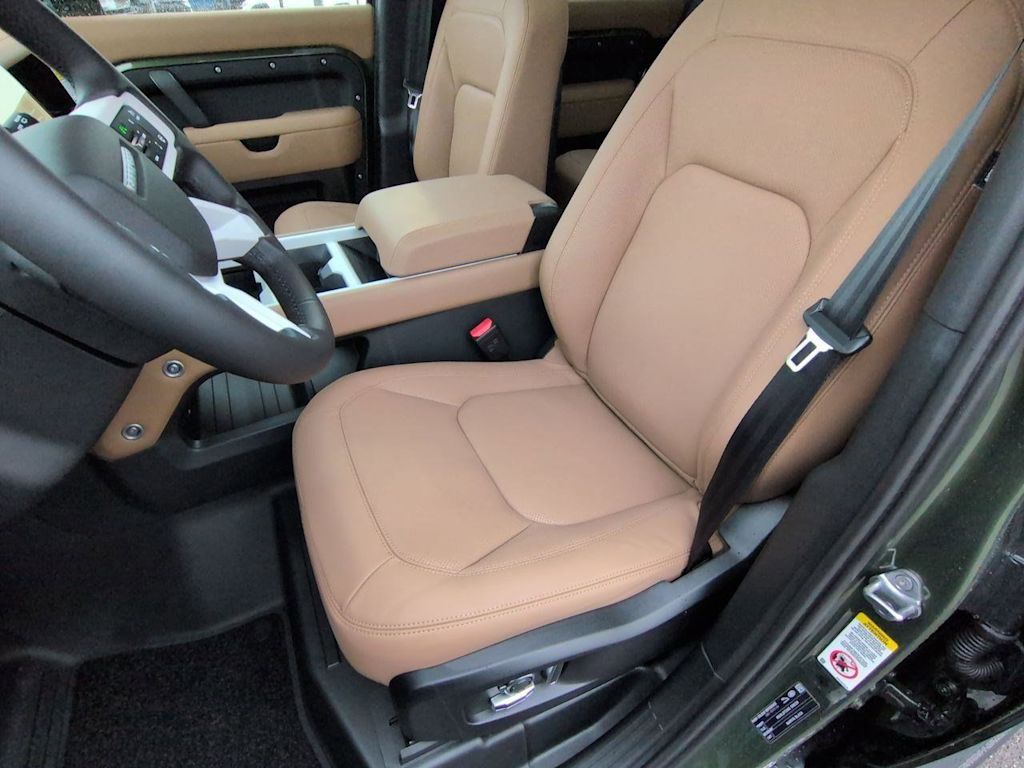 Thumbnail: 2026 Land Rover Defender - 11