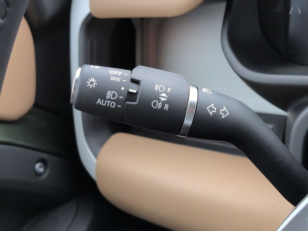 Thumbnail: 2026 Land Rover Defender - 34