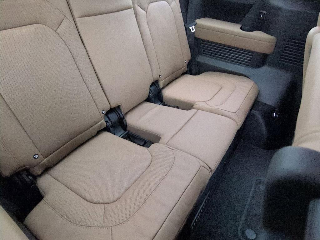 Thumbnail: 2026 Land Rover Defender - 28