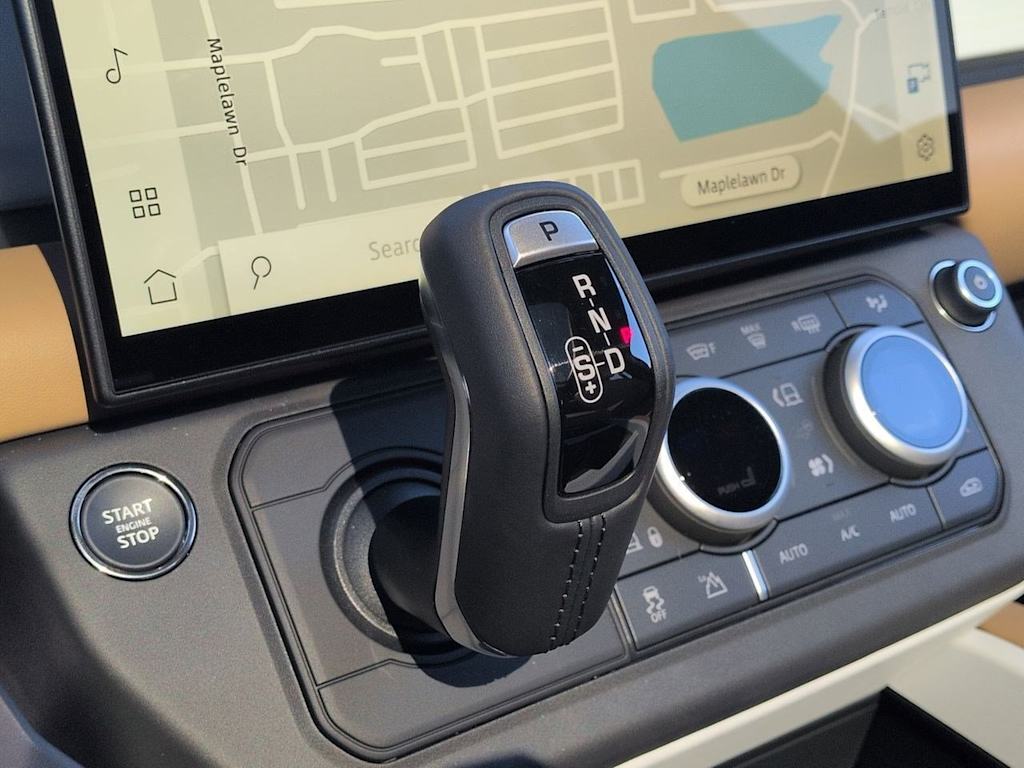 Thumbnail: 2026 Land Rover Defender - 40