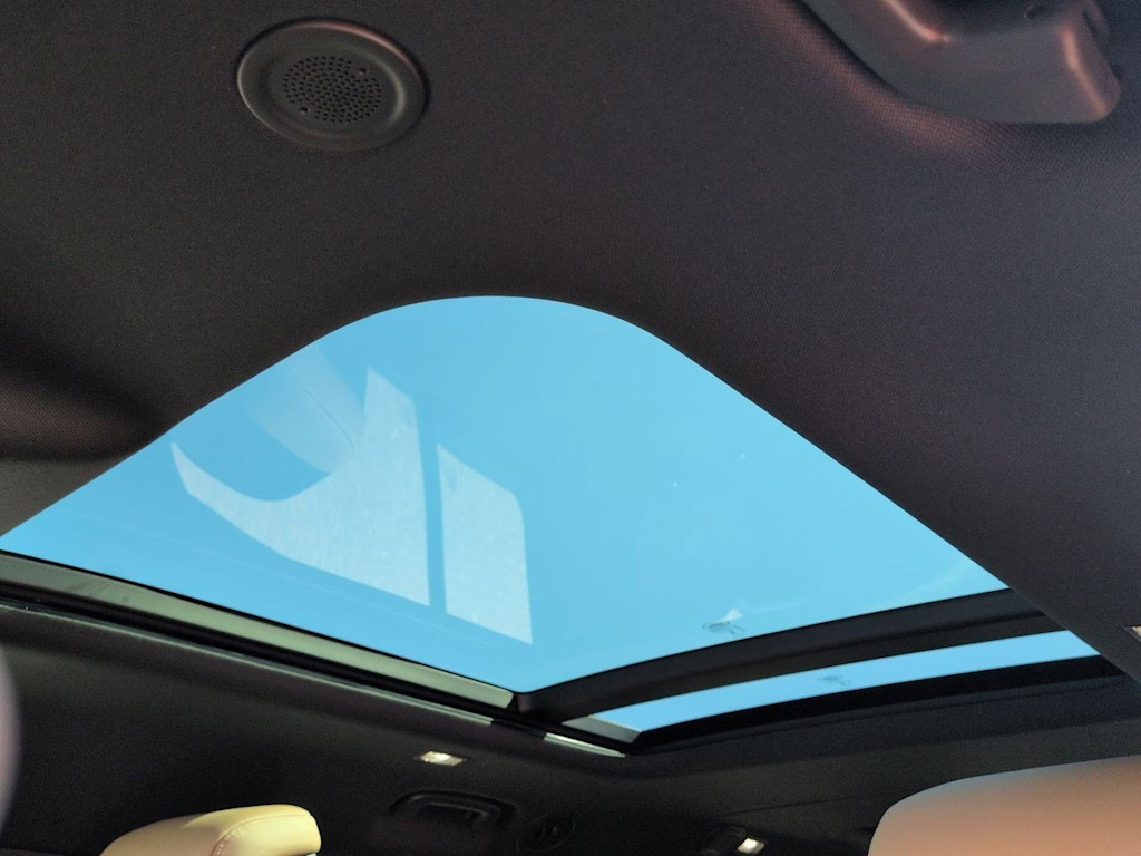 Thumbnail: 2026 Land Rover Defender - 27