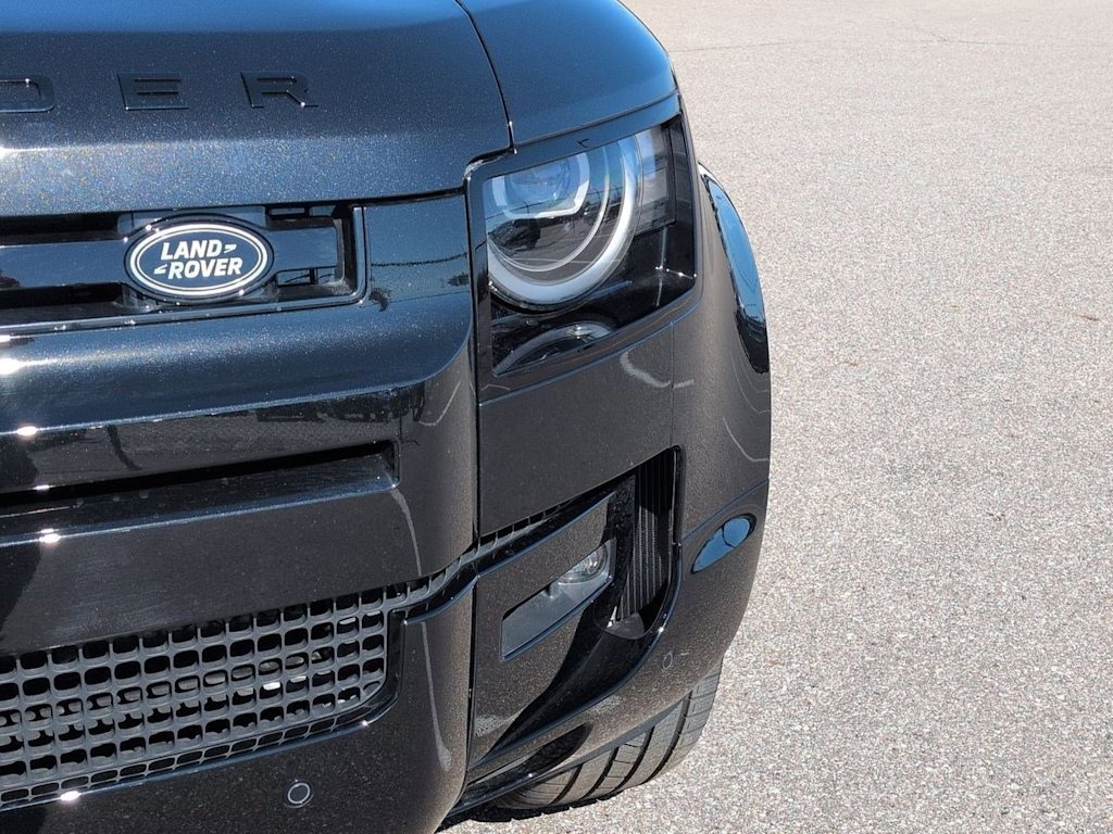 Thumbnail: 2026 Land Rover Defender - 6