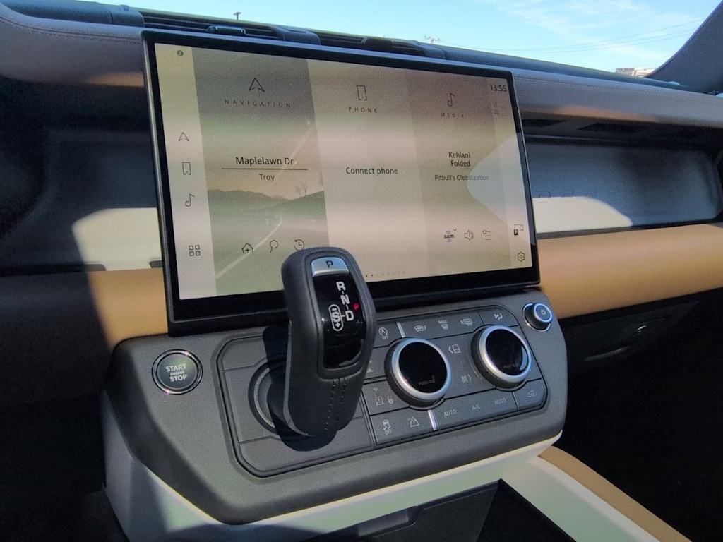 Thumbnail: 2026 Land Rover Defender - 36