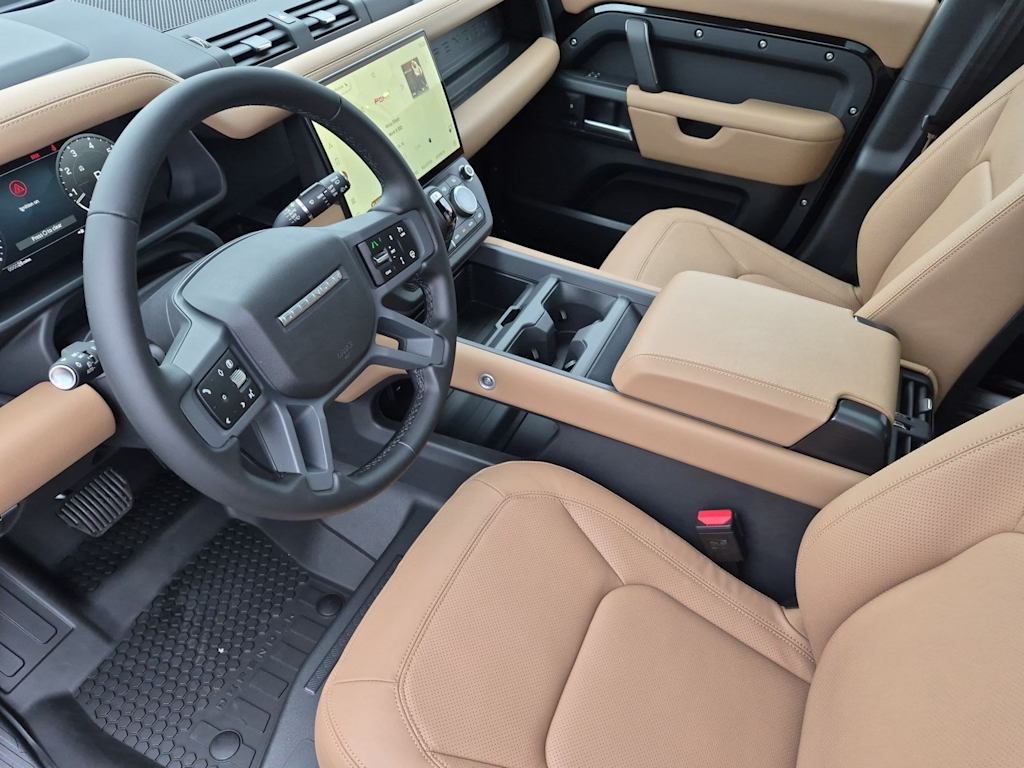 Thumbnail: 2026 Land Rover Defender - 10