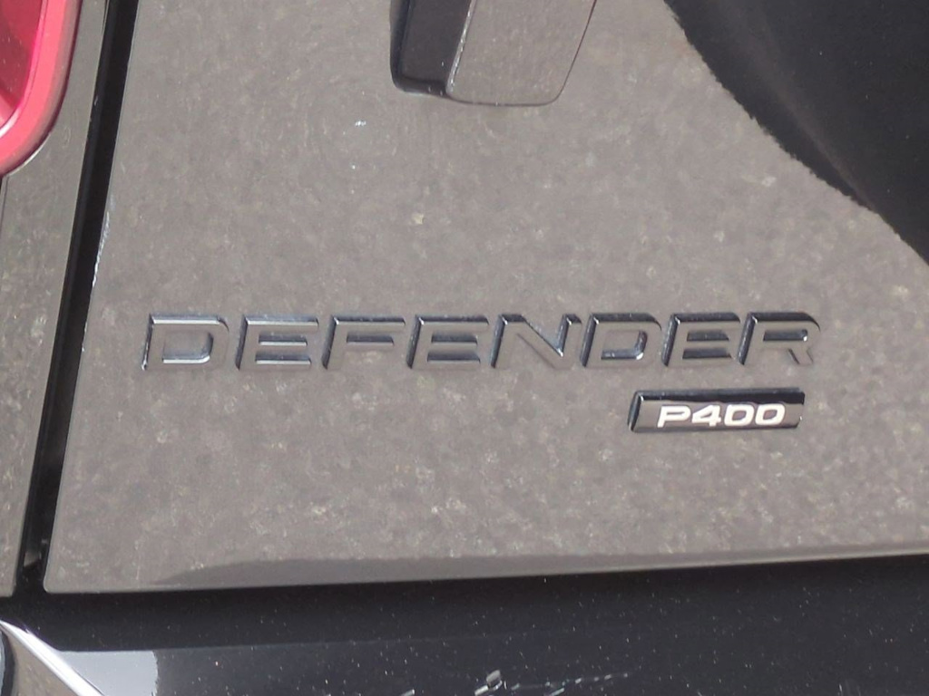 Thumbnail: 2023 Land Rover Defender - 25