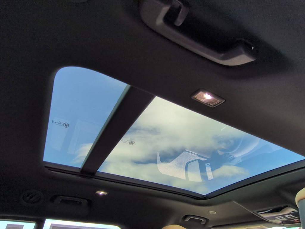 Thumbnail: 2026 Land Rover Defender - 30