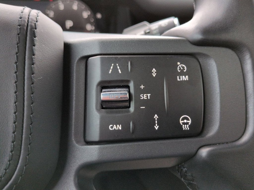 Thumbnail: 2024 Land Rover Defender - 31