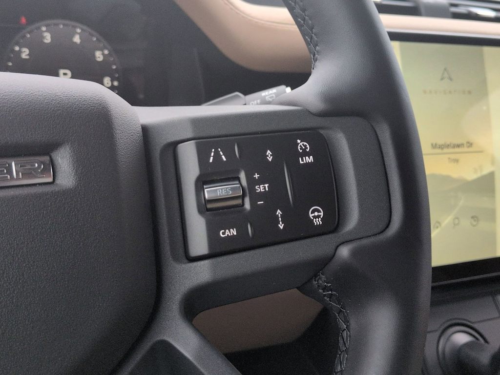 Thumbnail: 2026 Land Rover Defender - 31