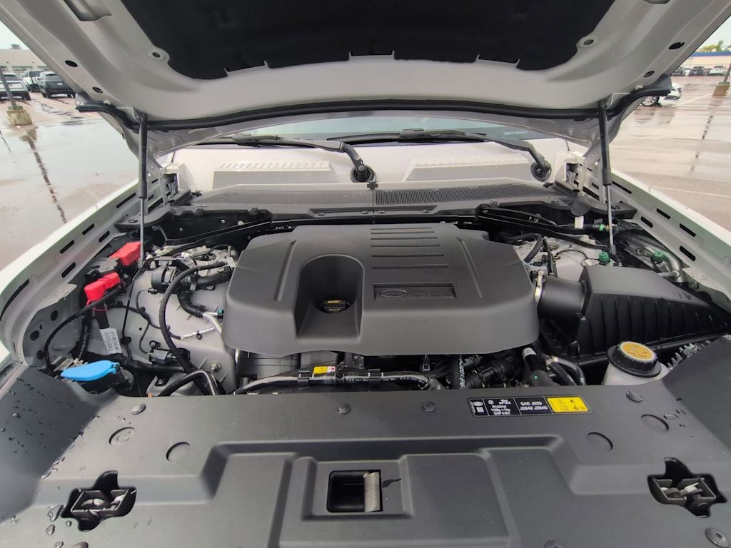 Thumbnail: 2026 Land Rover Defender - 8