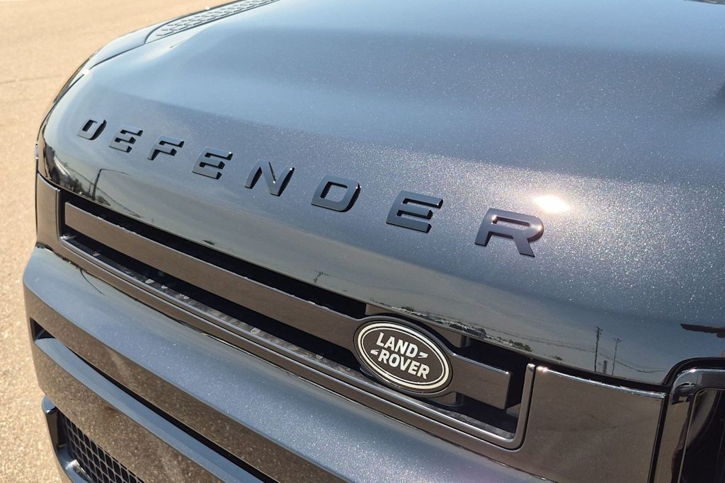 Thumbnail: 2026 Land Rover Defender - 23