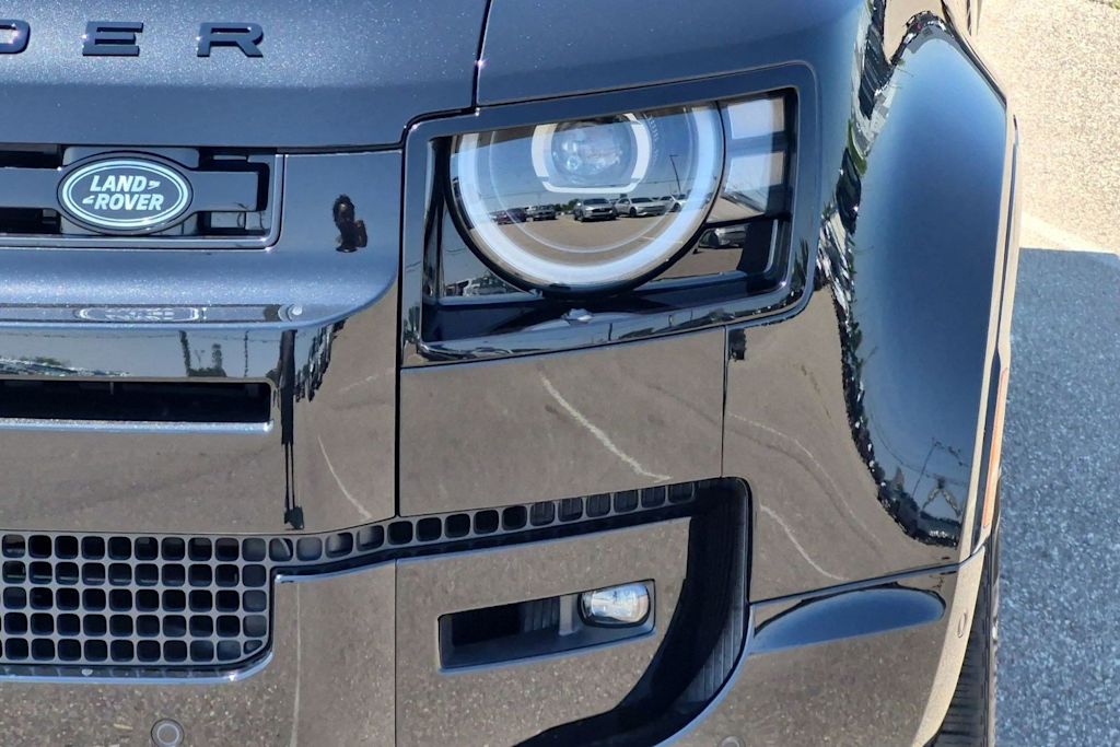Thumbnail: 2026 Land Rover Defender - 22