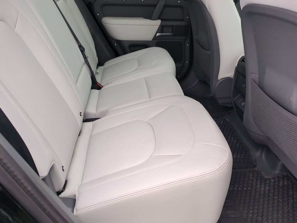 Thumbnail: 2025 Land Rover Defender - 11