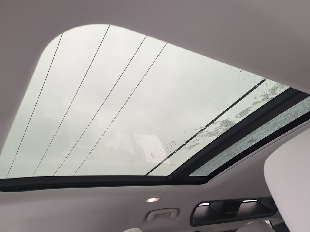 Thumbnail: 2025 Land Rover Defender - 27