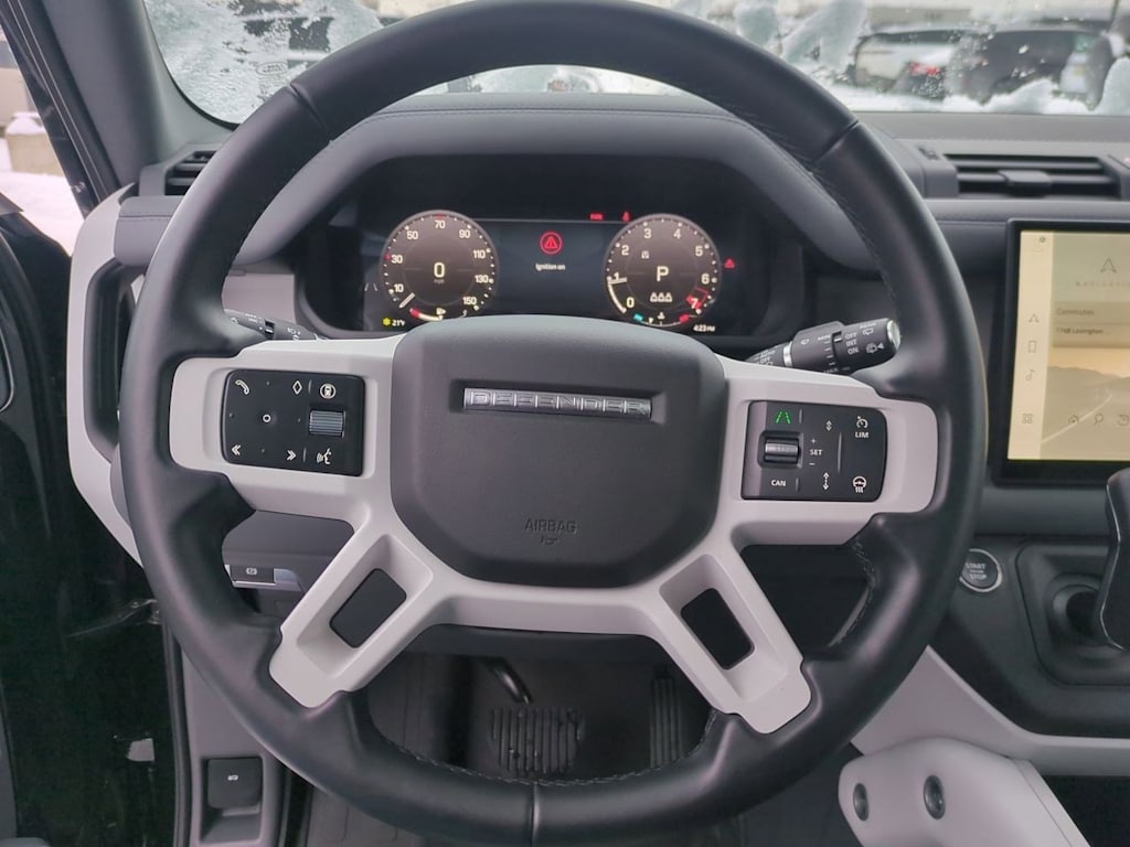 Thumbnail: 2025 Land Rover Defender - 13