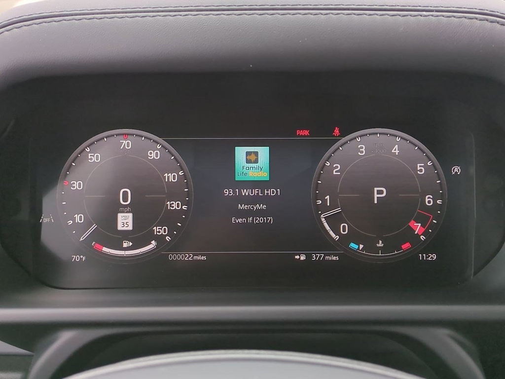 Thumbnail: 2025 Land Rover Defender - 15