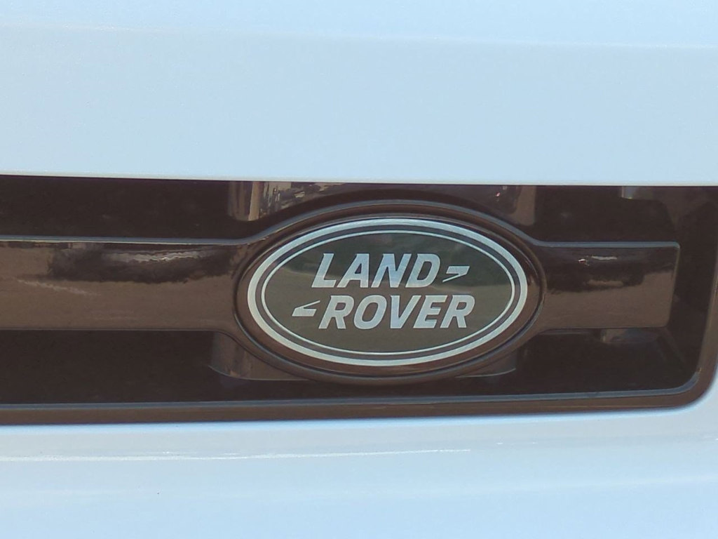 Thumbnail: 2025 Land Rover Defender - 6