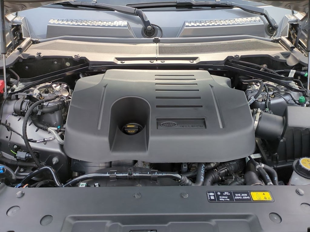 Thumbnail: 2024 Land Rover Defender - 9