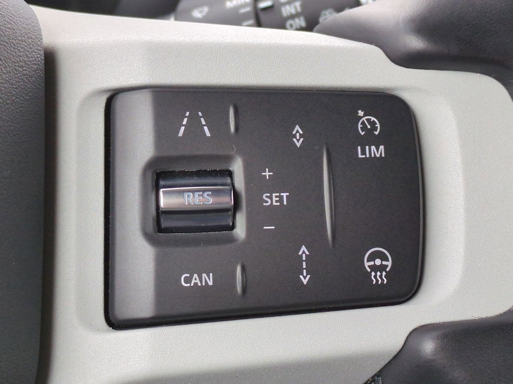 Thumbnail: 2024 Land Rover Defender - 32