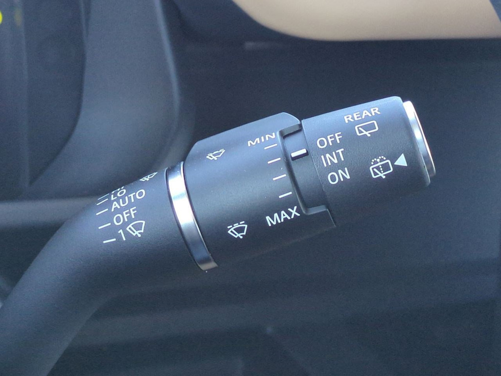 Thumbnail: 2026 Land Rover Defender - 32