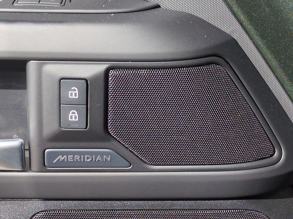 Thumbnail: 2026 Land Rover Defender - 36