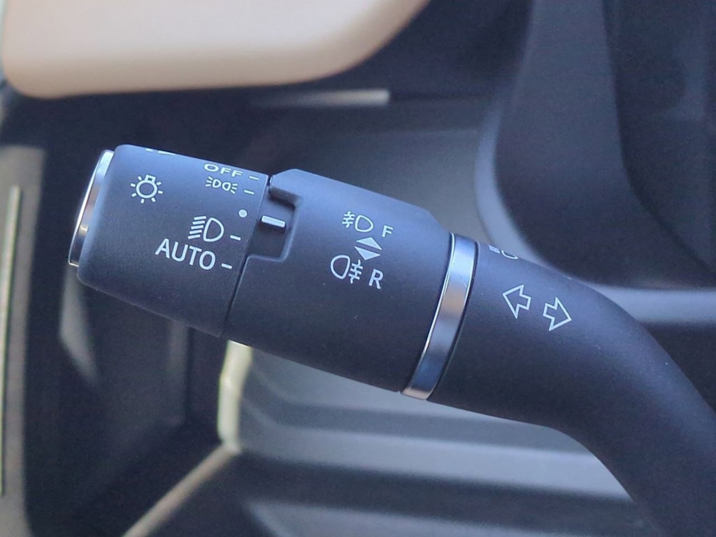 Thumbnail: 2026 Land Rover Defender - 33