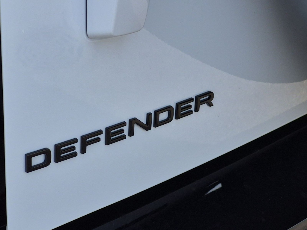 Thumbnail: 2026 Land Rover Defender - 24