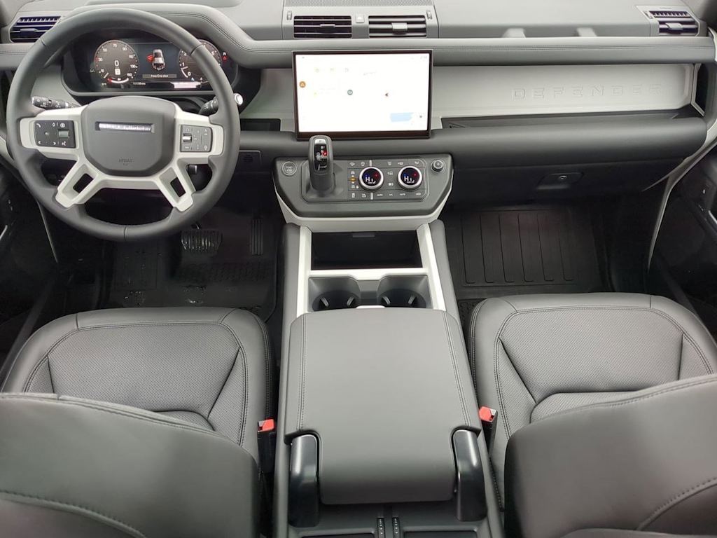 2025 Land Rover Defender 110 9