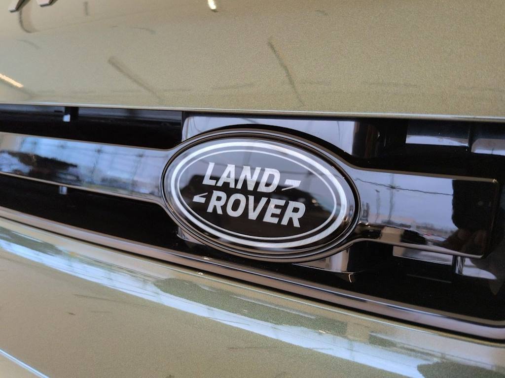 Thumbnail: 2026 Land Rover Defender - 6